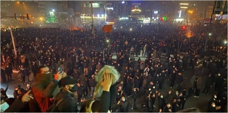 Revolta në Iran, 538 të vrarë dhe 11 mijë të arrestuar, Trump: Gati të ndërhyjmë